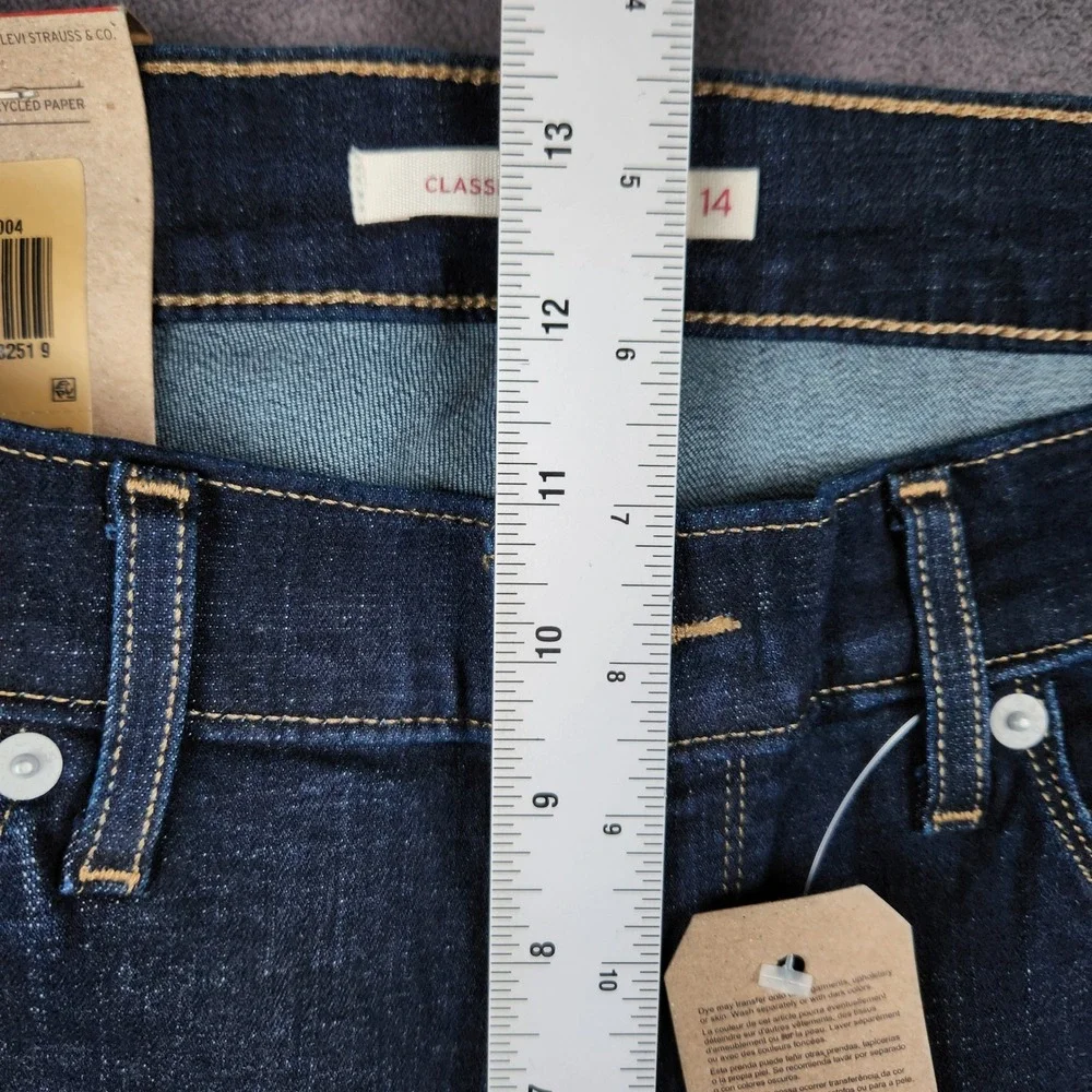 Levis Classic Bootcut Jeans Womens 14‎ M 32x32 Dark Wash Island Rinse Blue NEW